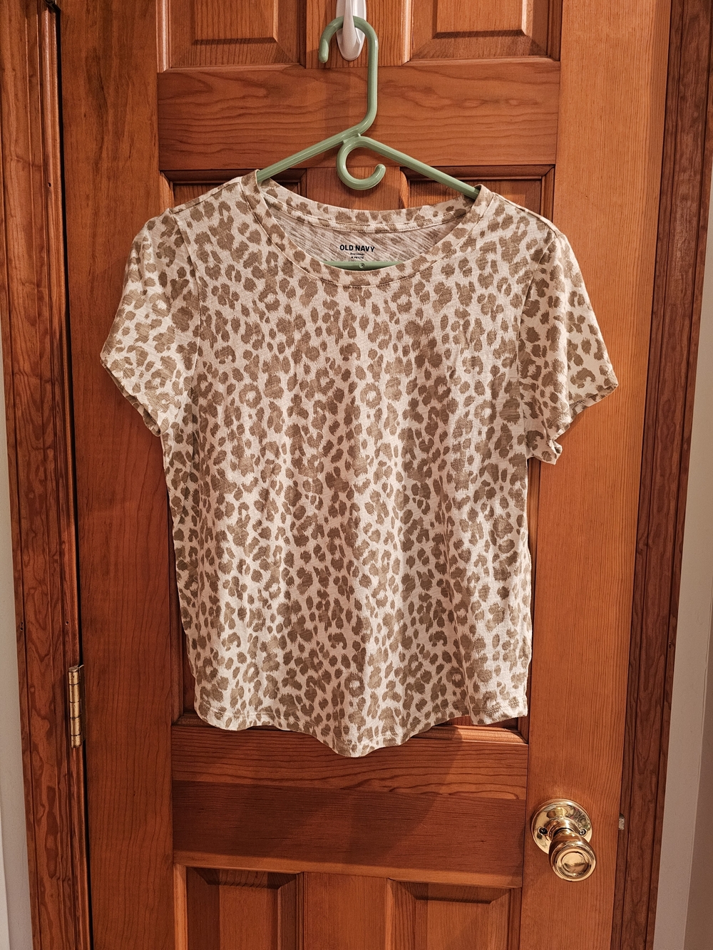 Old Navy Women's Petite Short Sleeve Leopard Print Tee - Beige
